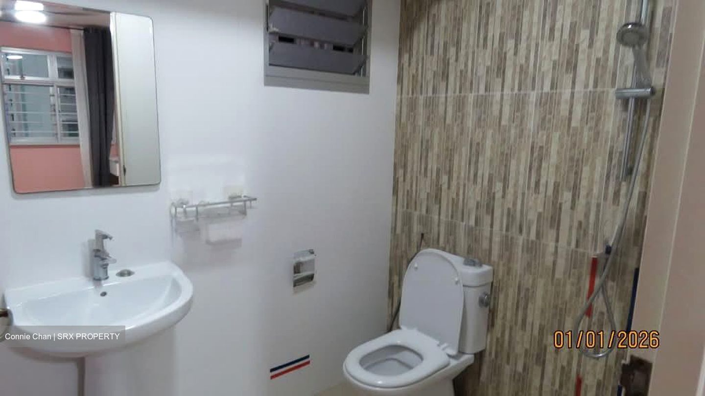 Blk 448A West Valley @ Bukit Batok (Bukit Batok), HDB 3 Rooms #568215841